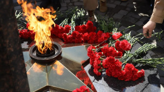 С Днём Великой Победы!